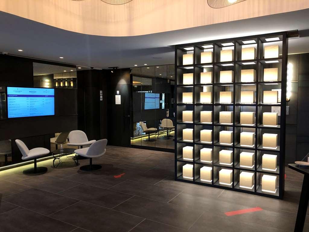 Mercure Centre Hotel 4*